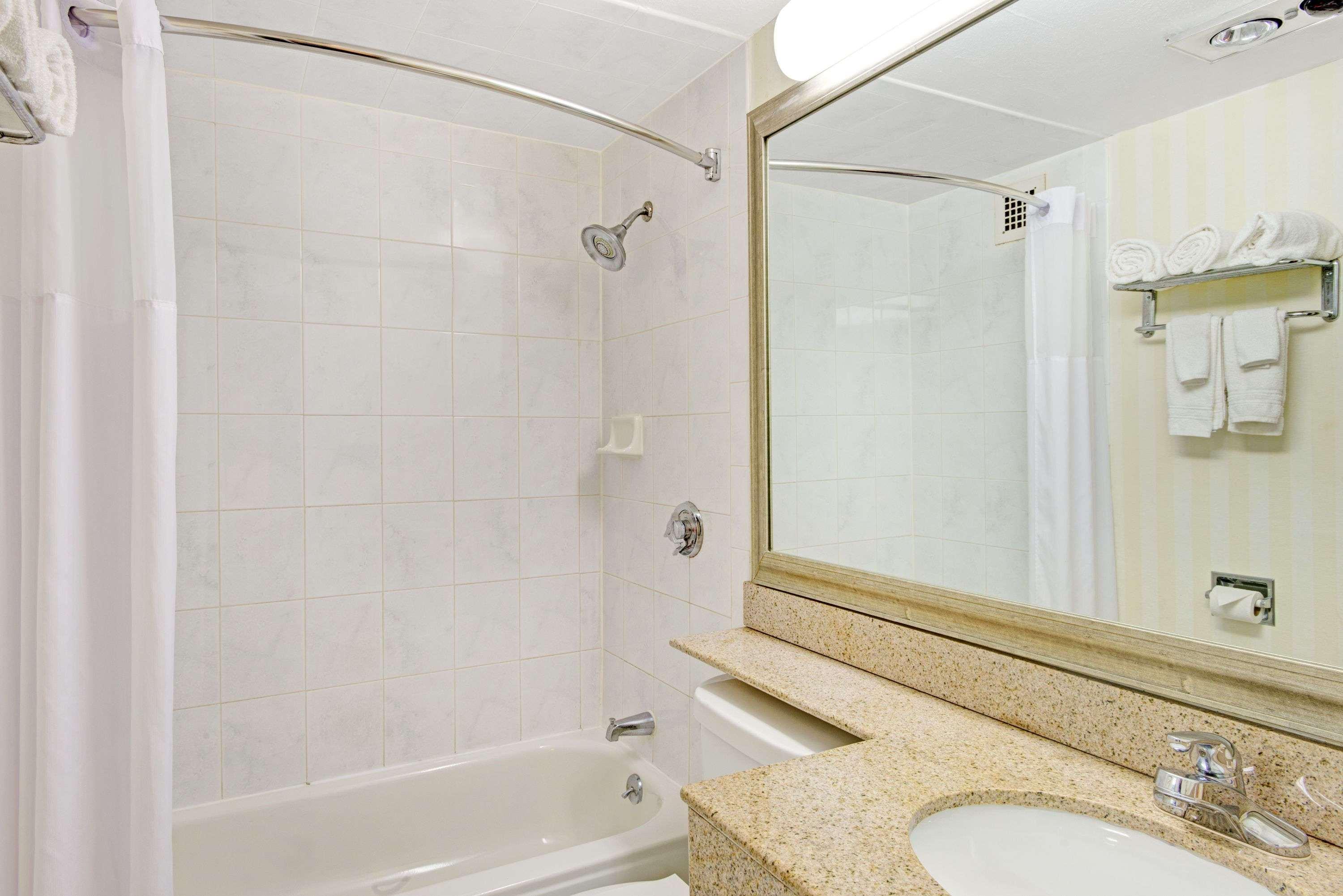 Days Hotel By Wyndham Methuen Ma Conference Center Luaran gambar