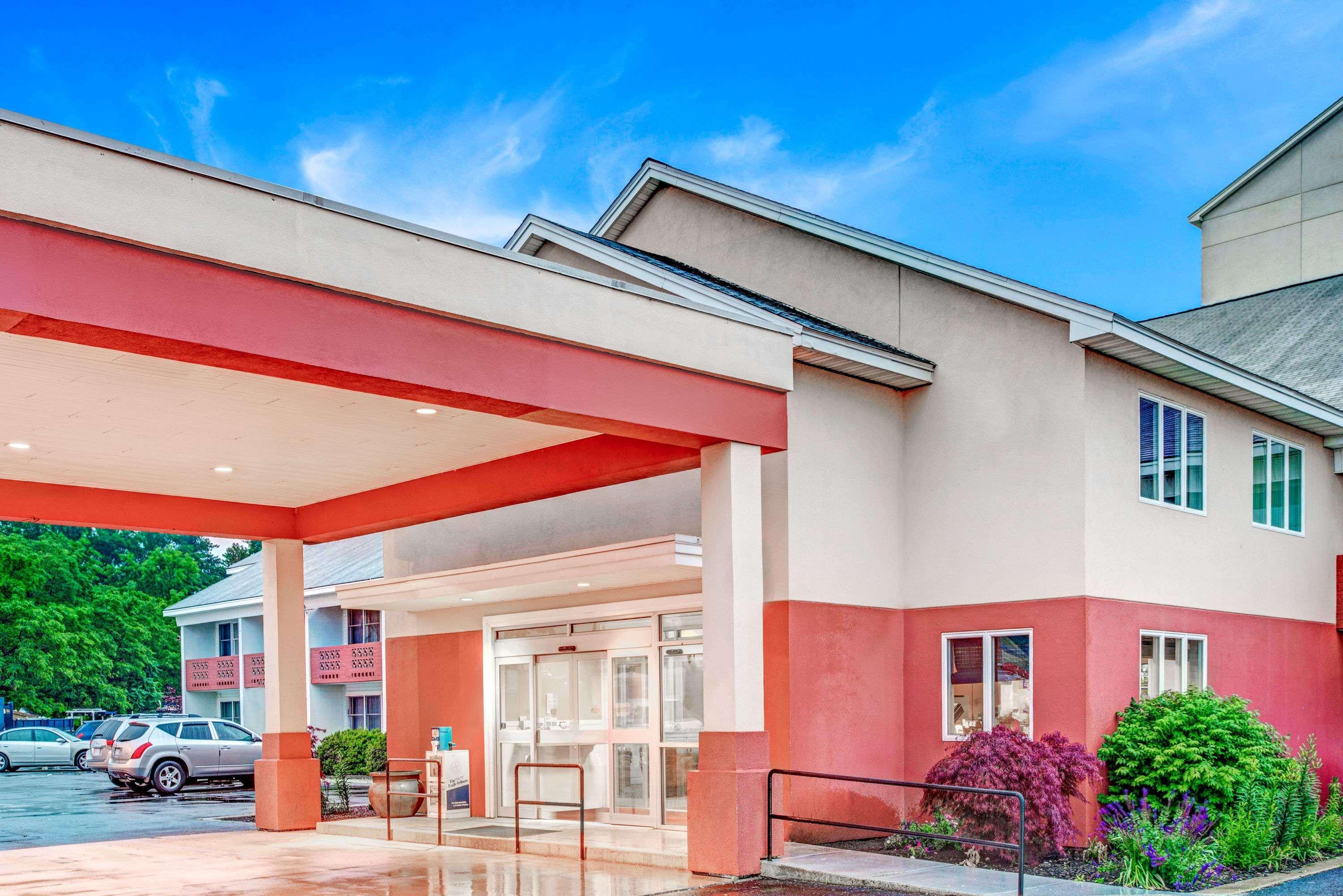 Days Hotel By Wyndham Methuen Ma Conference Center Luaran gambar