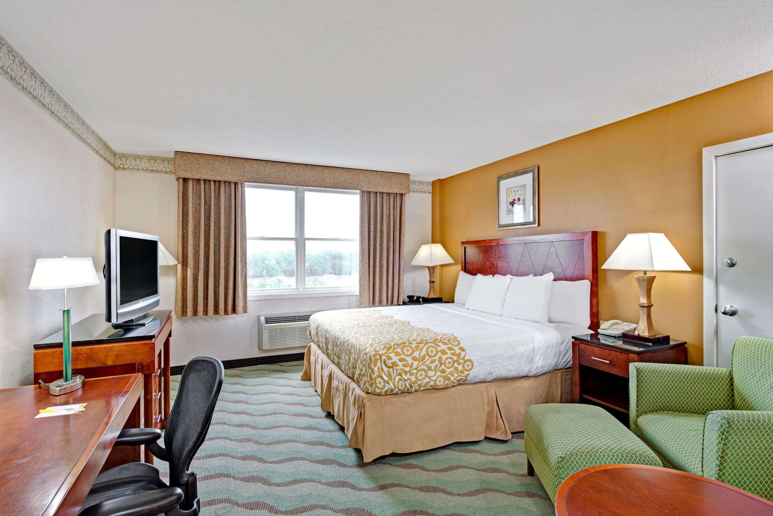 Days Hotel By Wyndham Methuen Ma Conference Center Luaran gambar
