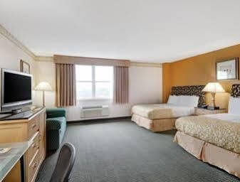 Days Hotel By Wyndham Methuen Ma Conference Center Luaran gambar